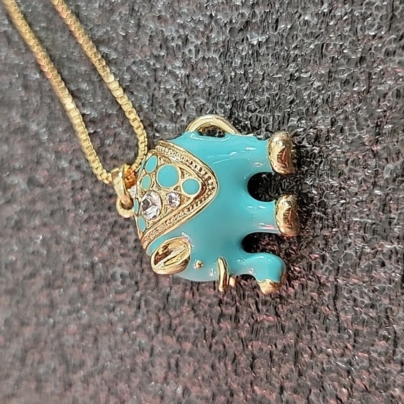 18k GP blue elephant necklace - Picture 2 of 4